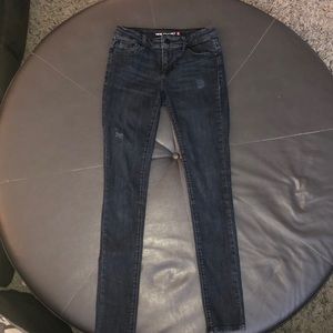 dark wash skinny jeans